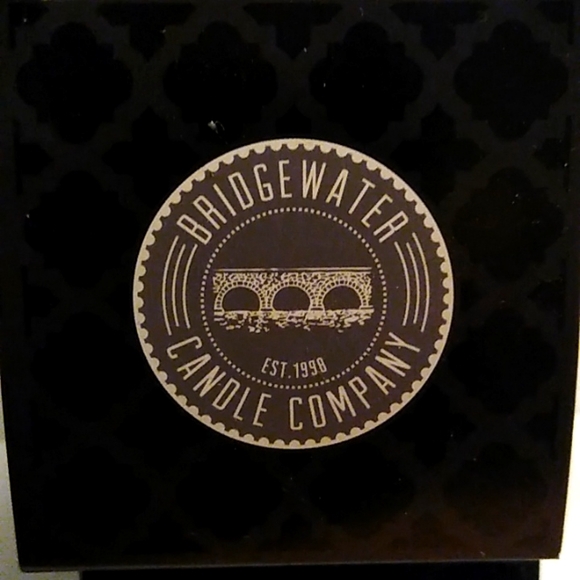 Reed Diffuser - Picture 3 of 4